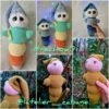 Montage photo de différentes lucioles crochetées, réalisées par les testeuses du patron de Lueur la luciole.