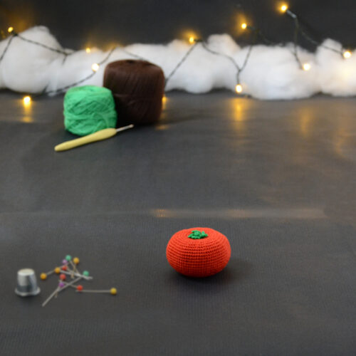 Tomate porte-épingles